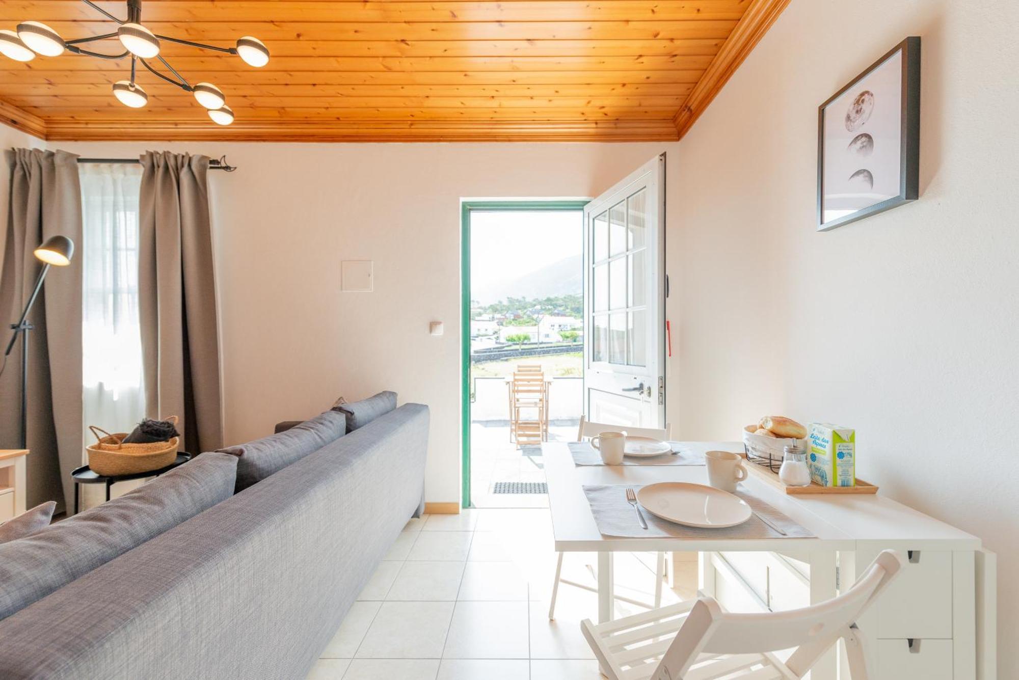 Prainha Apartments São Roque do Pico Habitación foto